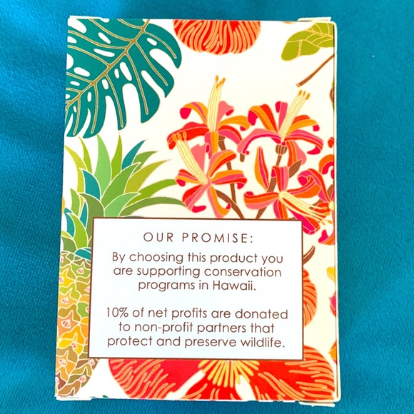 Aloha Aina Hawaiian Naturals Hibiscus Passion Hawaiian Soap I live here on Maui. - Picture 2 of 3